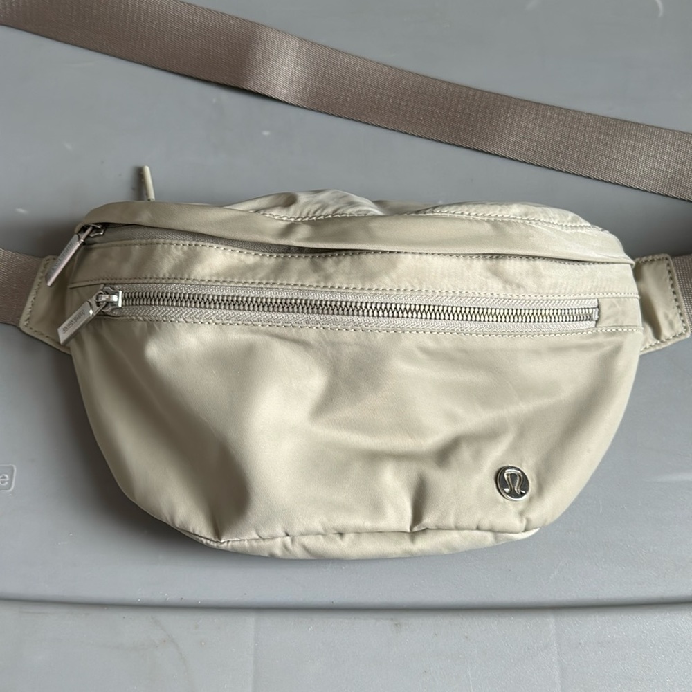 lululemon athletica Cream Belt Bag